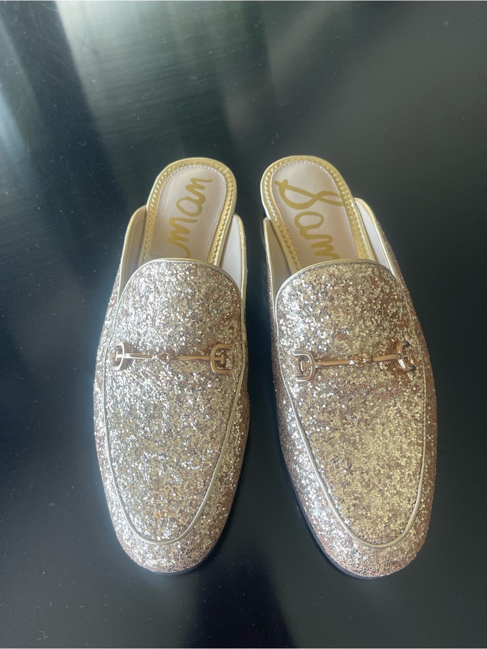 Sam Edelman Women's Linnie
Classic Mules in gold glitter 💛 size 7